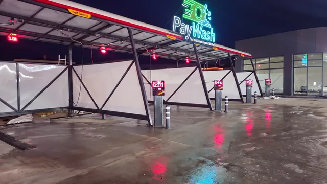PayWash kurulu akaryakıt istasyonunun yıkama alanı